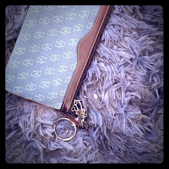 Dooney & Bourke wrist purse or wallet denium blue - Picture 2 of 3